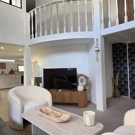 Apartman Duplex 2 Bedrooms Garden Cannes
