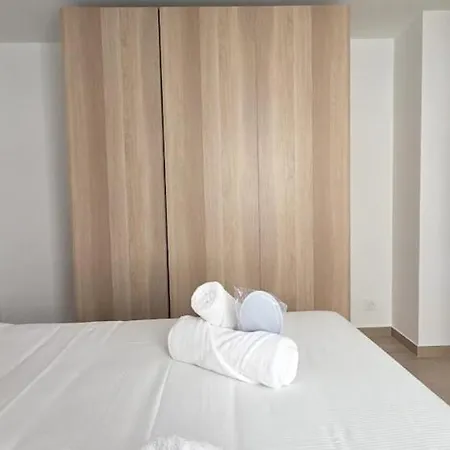 Apartman Duplex 2 Bedrooms Garden Cannes
